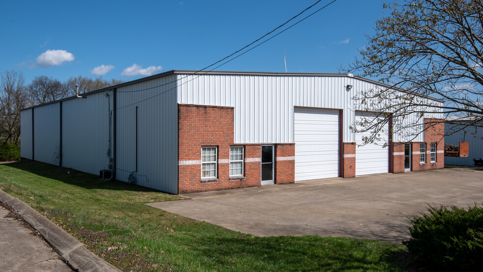 1232 Longleaf Dr, Gallatin, TN à louer - Photo du b timent - Image 3 de 7