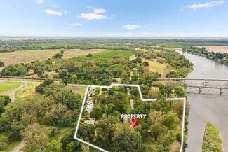 Plus de détails pour 24630-24660 Tehama Vina Rd, Los Molinos, CA - Multi-résidentiel à vendre