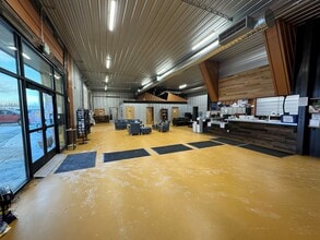 3399 Peger Rd, Fairbanks, AK for lease Building Photo- Image 2 of 8