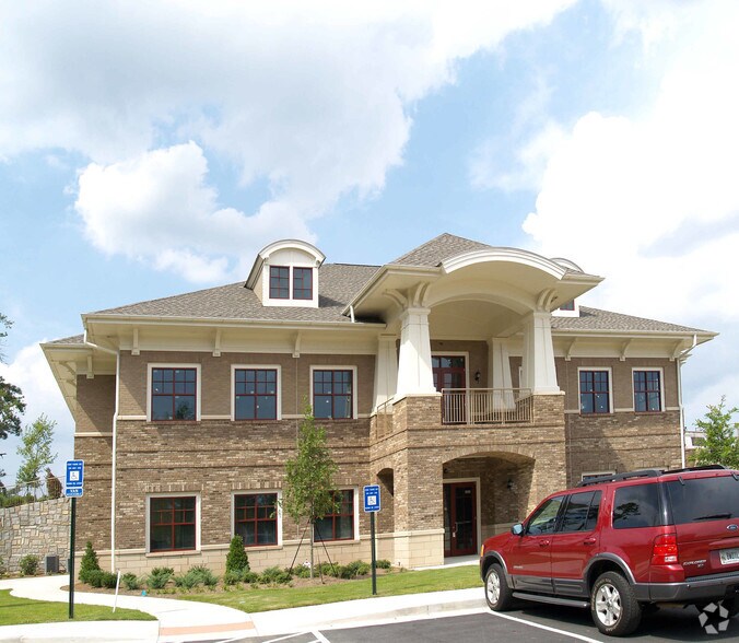 2098 Teron Trace, Dacula, GA à vendre - Photo du bâtiment - Image 3 de 6