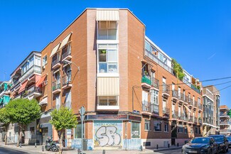 Plus de détails pour Calle de los Hermanos del Moral, 68, Madrid - Multi-résidentiel à vendre