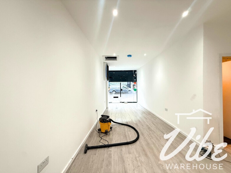 78 Stroud Green Rd, London for lease - Building Photo - Image 3 of 7