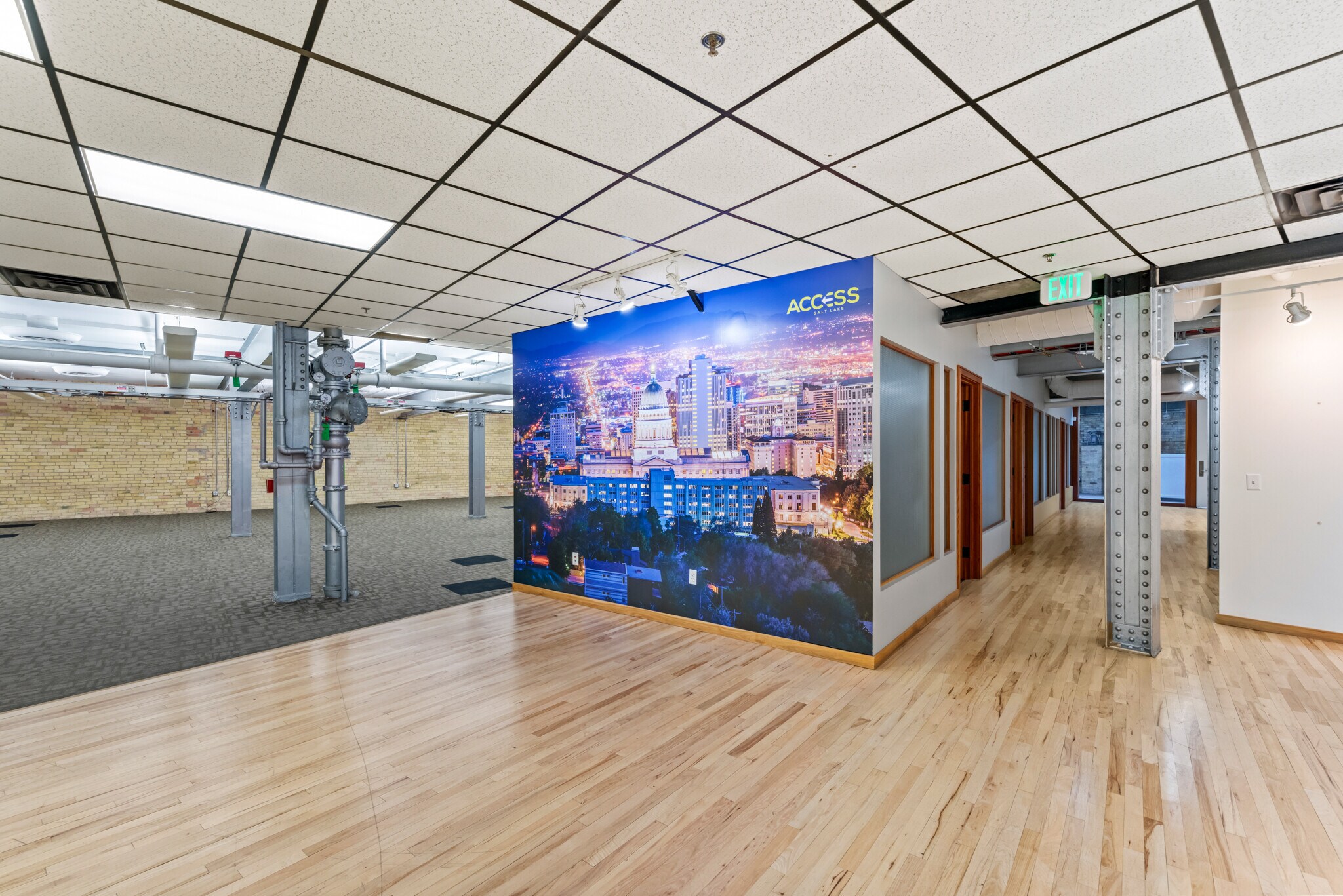 175 W 200 S, Salt Lake City, UT for lease Interior Photo- Image 1 of 6