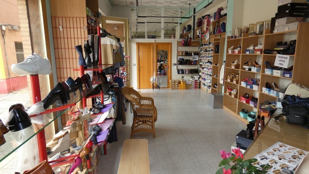 Commerce de détail dans Murcia, Murcia à vendre - Photo du bâtiment - Image 3 de 18
