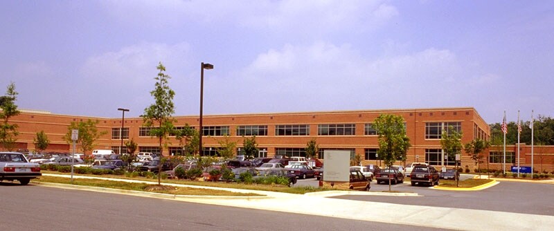 7535 Mission Dr, Seabrook, MD à louer - Photo du bâtiment - Image 2 de 7