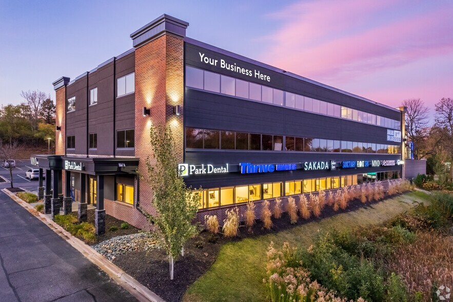 14525 Hwy 7, Minnetonka, MN à louer - Photo du bâtiment - Image 1 de 66