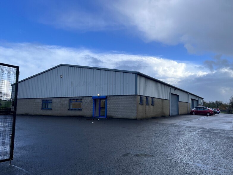123C Front Rd, Lisburn à louer - Photo du bâtiment - Image 2 de 2