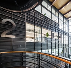 217 Bath Rd, Slough à louer Photo intérieure- Image 1 de 9