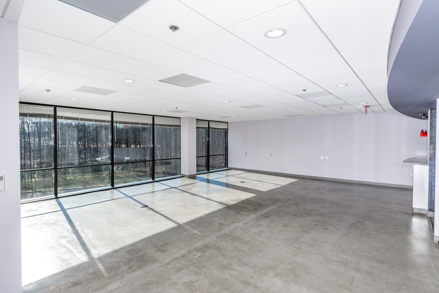 9990 Fairfax Blvd, Fairfax, VA à louer - Photo intérieure - Image 3 de 4