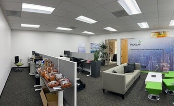 4851 Paramount Dr, San Diego, CA for lease Building Photo- Image 2 of 11