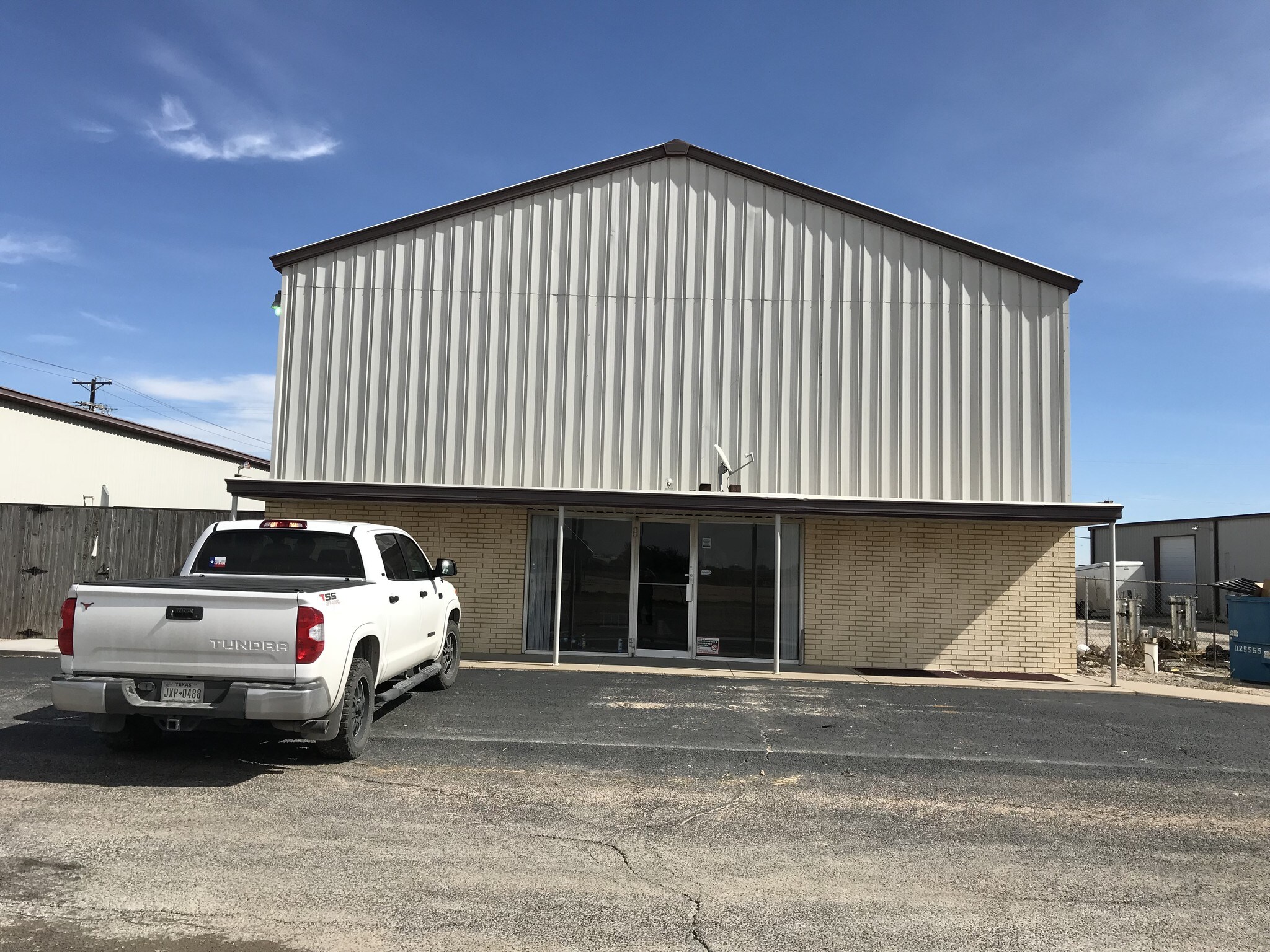 8330 N County Rd W, Odessa, TX for lease Primary Photo- Image 1 of 9