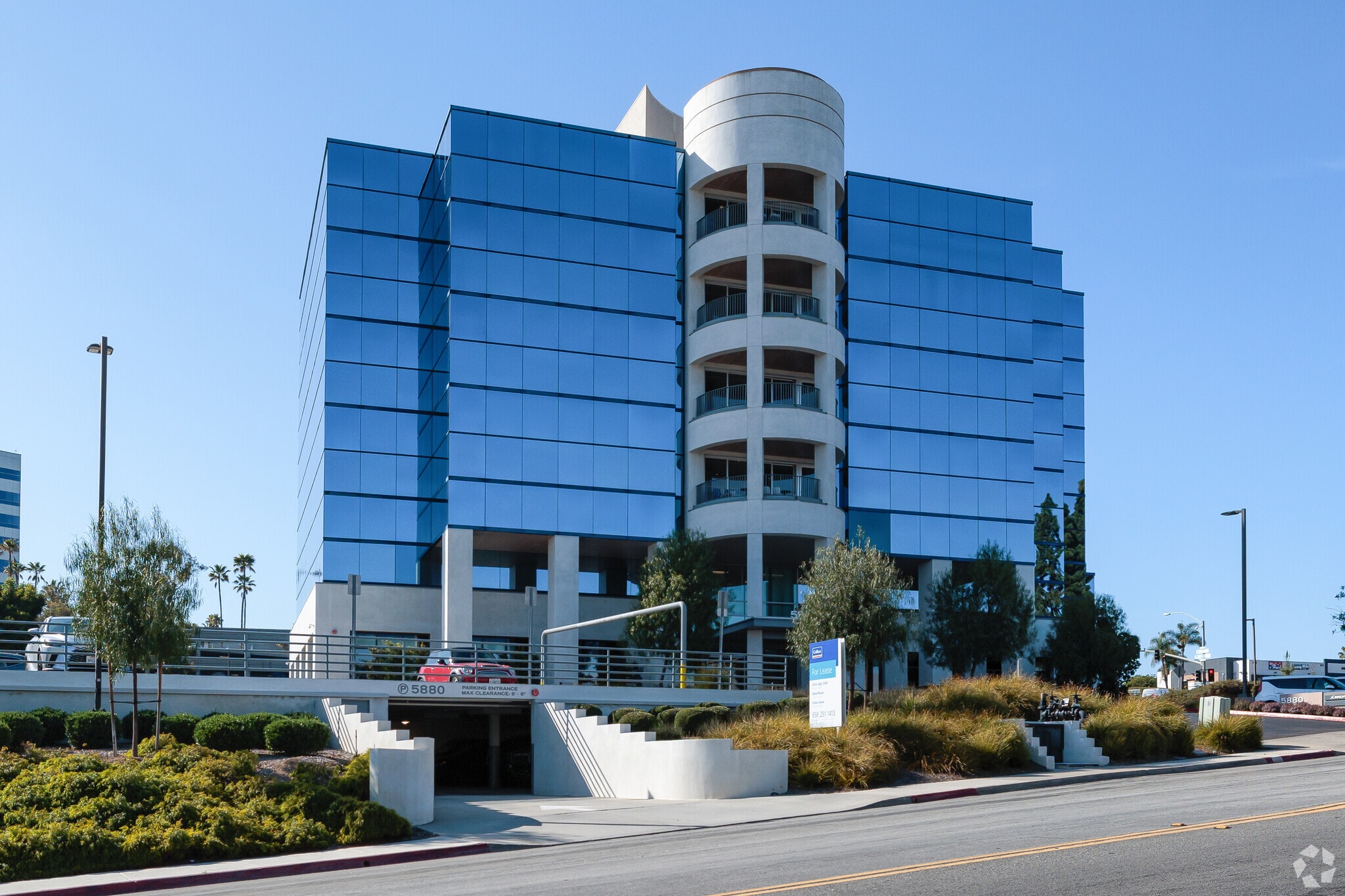 5880 Oberlin Dr, San Diego, CA for sale Primary Photo- Image 1 of 20