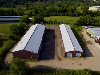 Plus de détails pour 2493 Crest Dr, Lake Geneva, WI - Industriel à vendre