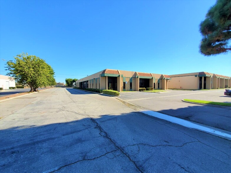 6481 Orangethorpe Ave, Buena Park, CA for lease - Building Photo - Image 2 of 9