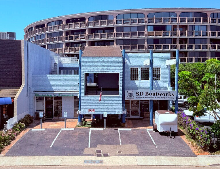 2731-2733 Shelter Island Dr, San Diego, CA à louer - Photo du bâtiment - Image 2 de 5