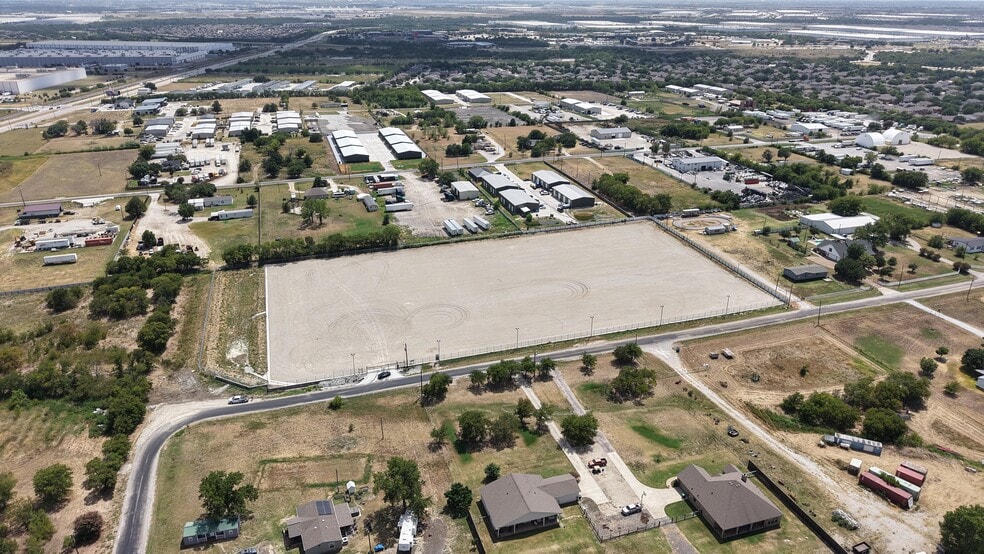 18000 J Cheshier Rd, Justin, TX for lease - Building Photo - Image 2 of 6