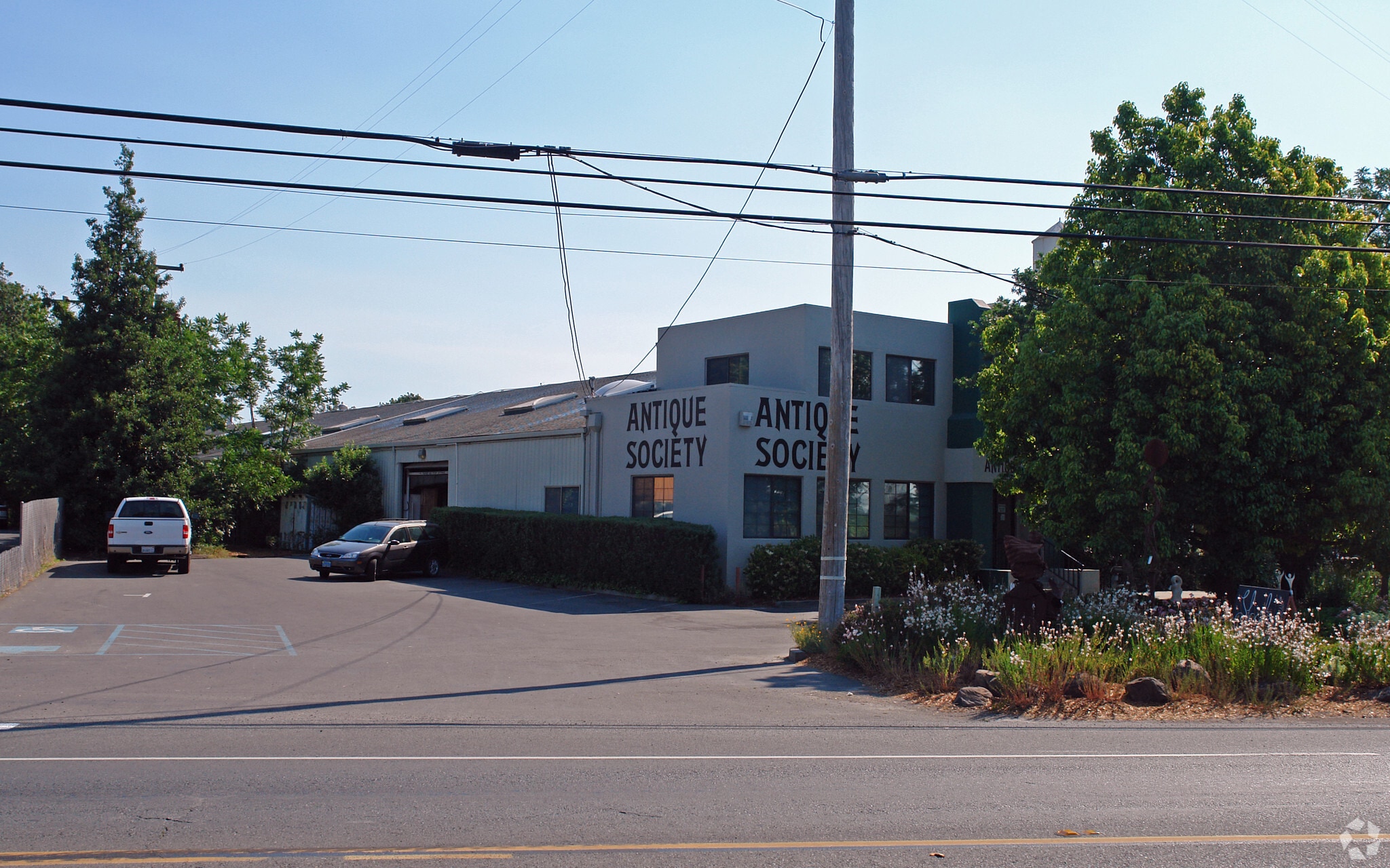 2661 Gravenstein Hwy S, Sebastopol, CA for lease Primary Photo- Image 1 of 4