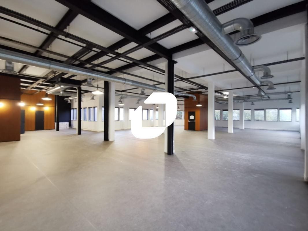 Office in Malakoff for sale Building Photo- Image 1 of 9
