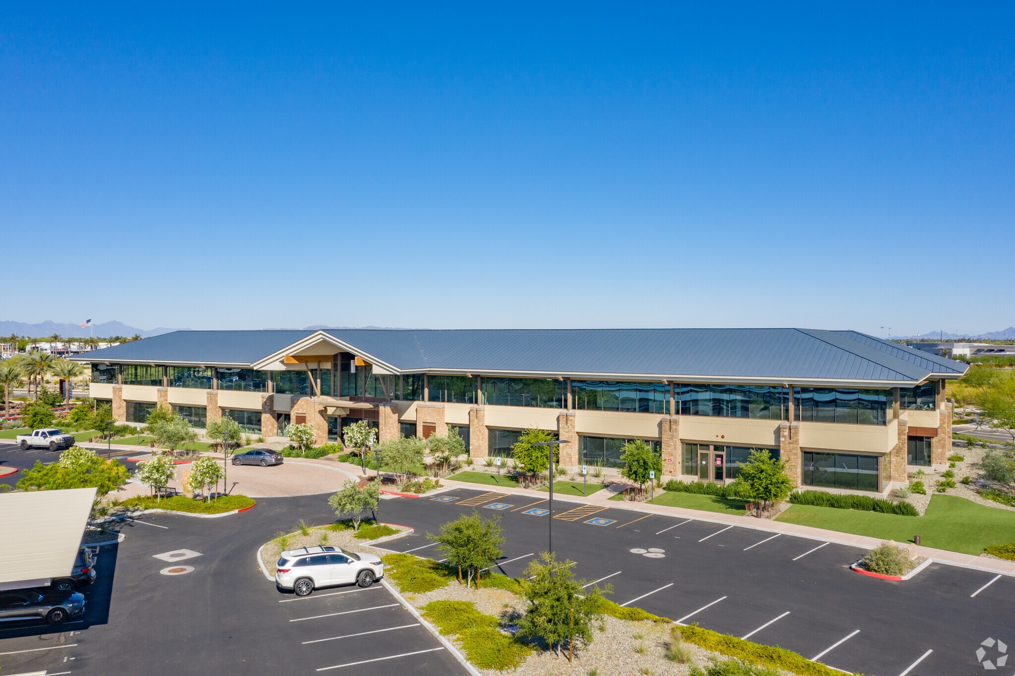 161 E Rivulon Boulevard, Gilbert, AZ for lease Building Photo- Image 1 of 12