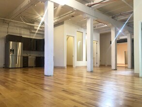 65 Bellwoods Ave, Toronto, ON à vendre Photo intérieure- Image 1 de 19