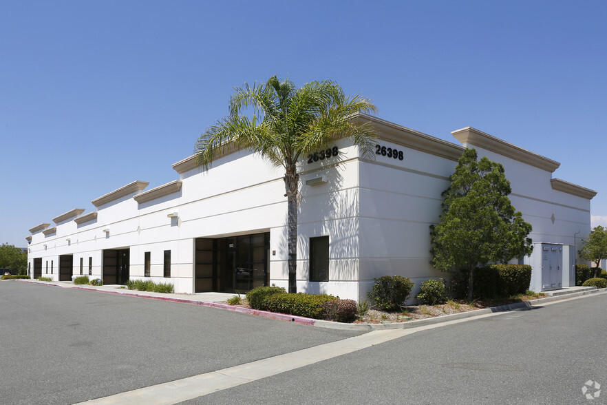 26398 Deere Ct, Murrieta, CA for lease - Primary Photo - Image 2 of 7