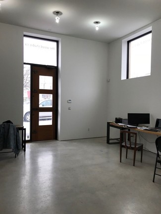 Plus de détails pour 371 Horton St, London, ON - Bureau à vendre