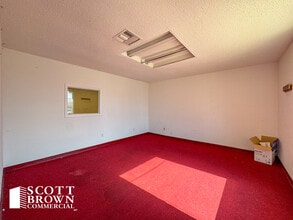 10420 Plano Rd, Dallas, TX for lease Interior Photo- Image 2 of 4