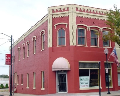 101-105 S Scales St, Reidsville, NC for sale Primary Photo- Image 1 of 55