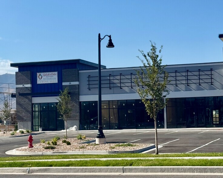 166 Pioneer Crossing, Saratoga Springs, UT à louer - Photo du bâtiment - Image 3 de 8