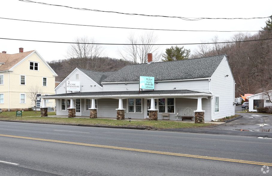 167-169 Albany Tpke, Canton, CT à vendre - Photo du bâtiment - Image 1 de 1