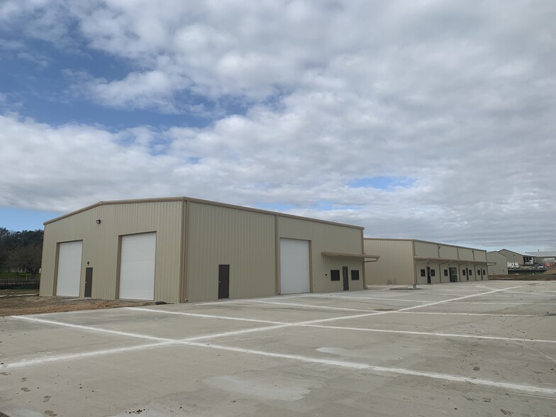 Posey & Hunter Rd, San Marcos, TX for lease - Building Photo - Image 3 of 5