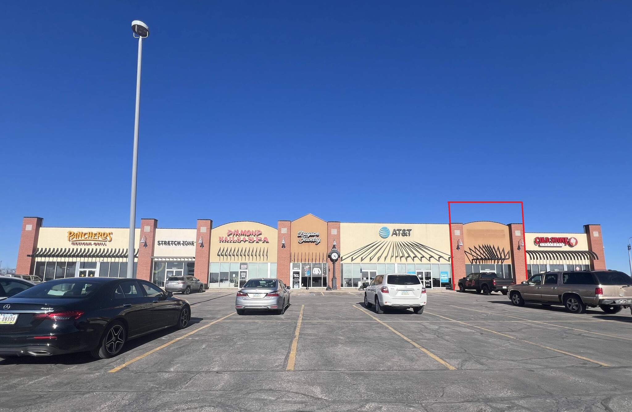 4701 SE 1st Ave, Cedar Rapids, IA for lease Primary Photo- Image 1 of 10