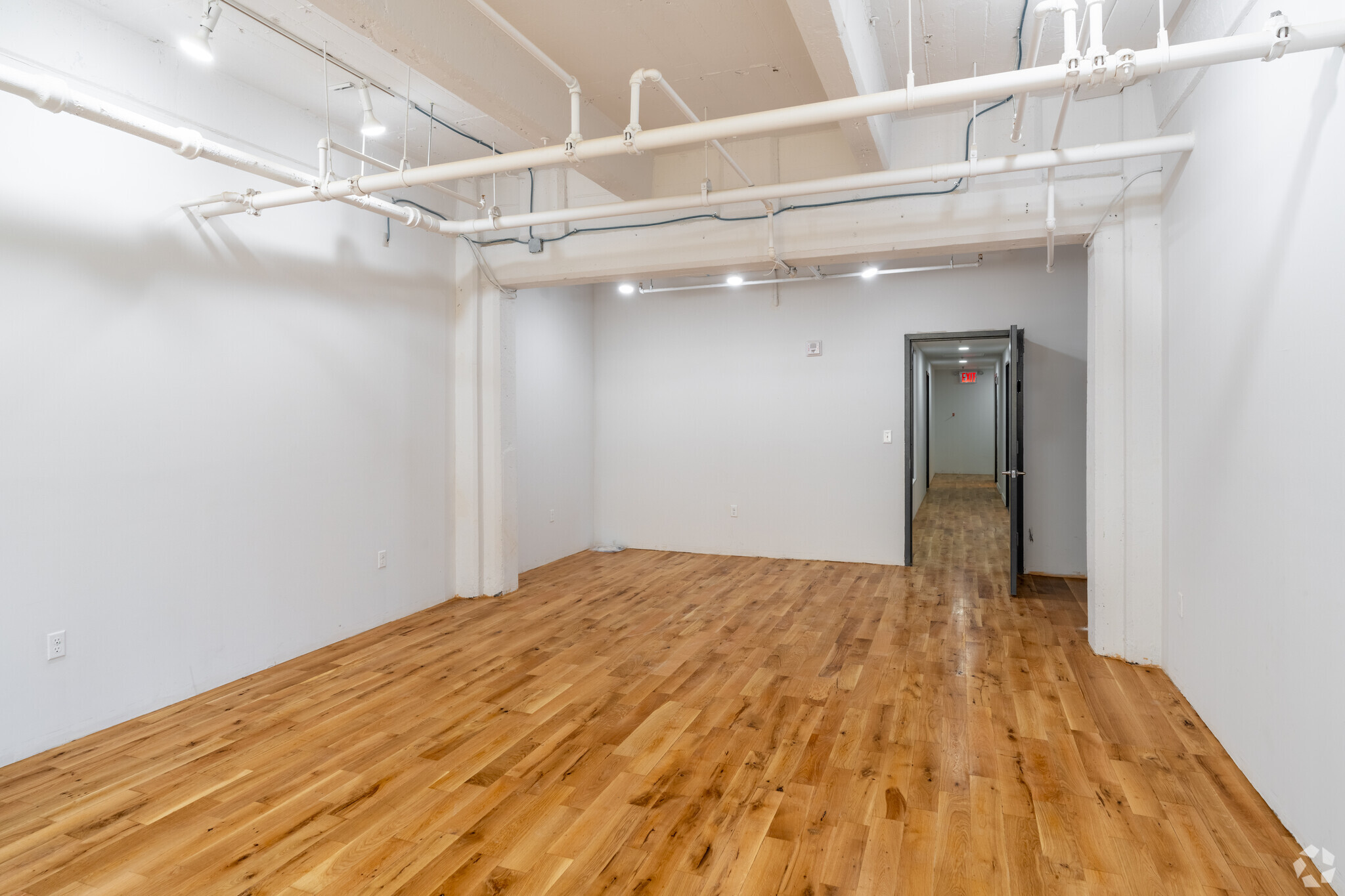 81 Prospect St, Brooklyn, NY for lease Interior Photo- Image 1 of 1