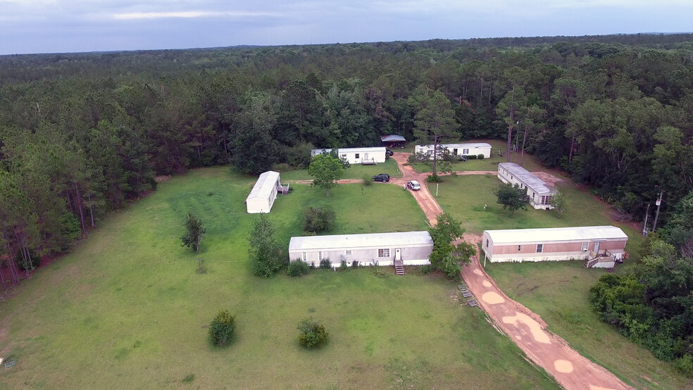 1940 Aviation Ln, Chipley, FL à vendre - Photo principale - Image 1 de 1