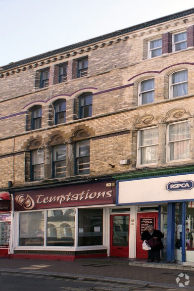 111 High St, Ilfracombe for sale - Building Photo - Image 3 of 24