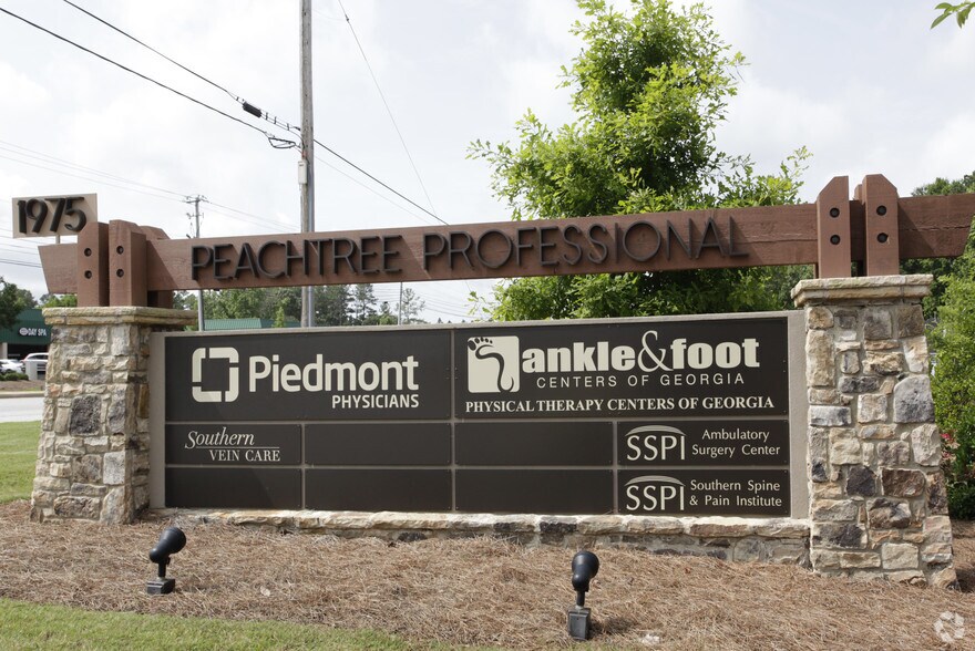 1975 Hwy 54 W, Fayetteville, GA for lease - Building Photo - Image 2 of 5