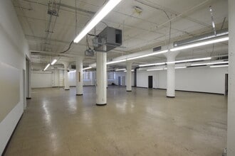 2155 E 7th St, Los Angeles, CA for lease Interior Photo- Image 1 of 9