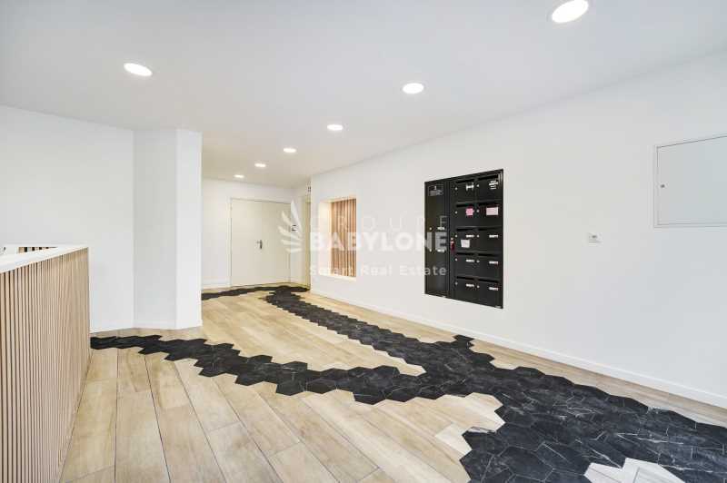 Office in Neuilly-sur-Seine for lease - Building Photo - Image 3 of 13