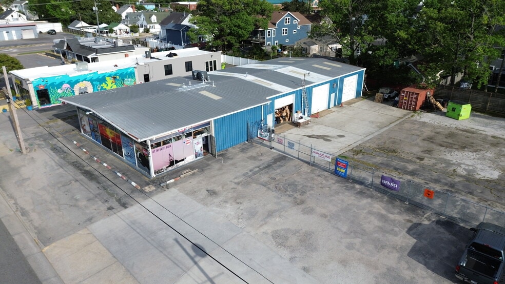 623 Virginia Beach Blvd, Virginia Beach, VA for sale - Building Photo - Image 2 of 11