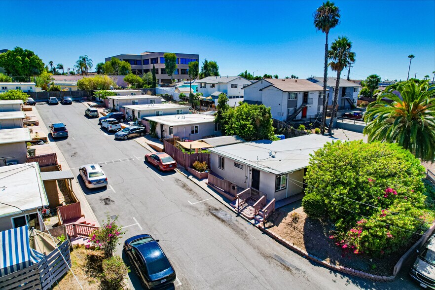 5015 Comanche Dr, La Mesa, CA à vendre - Photo du bâtiment - Image 3 de 9