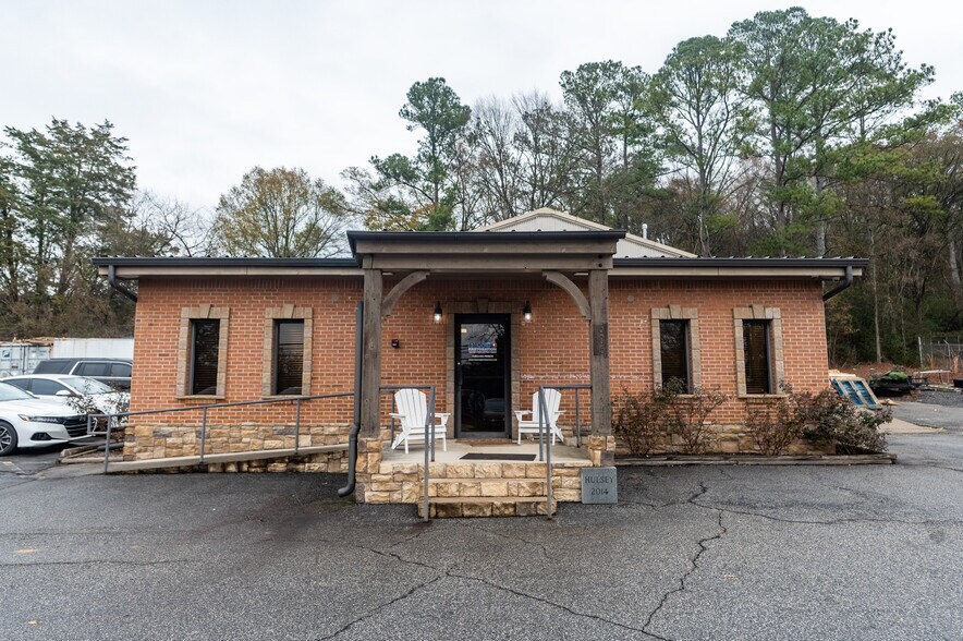 606 S Tennessee St, Cartersville, GA à louer - Photo du bâtiment - Image 2 de 18