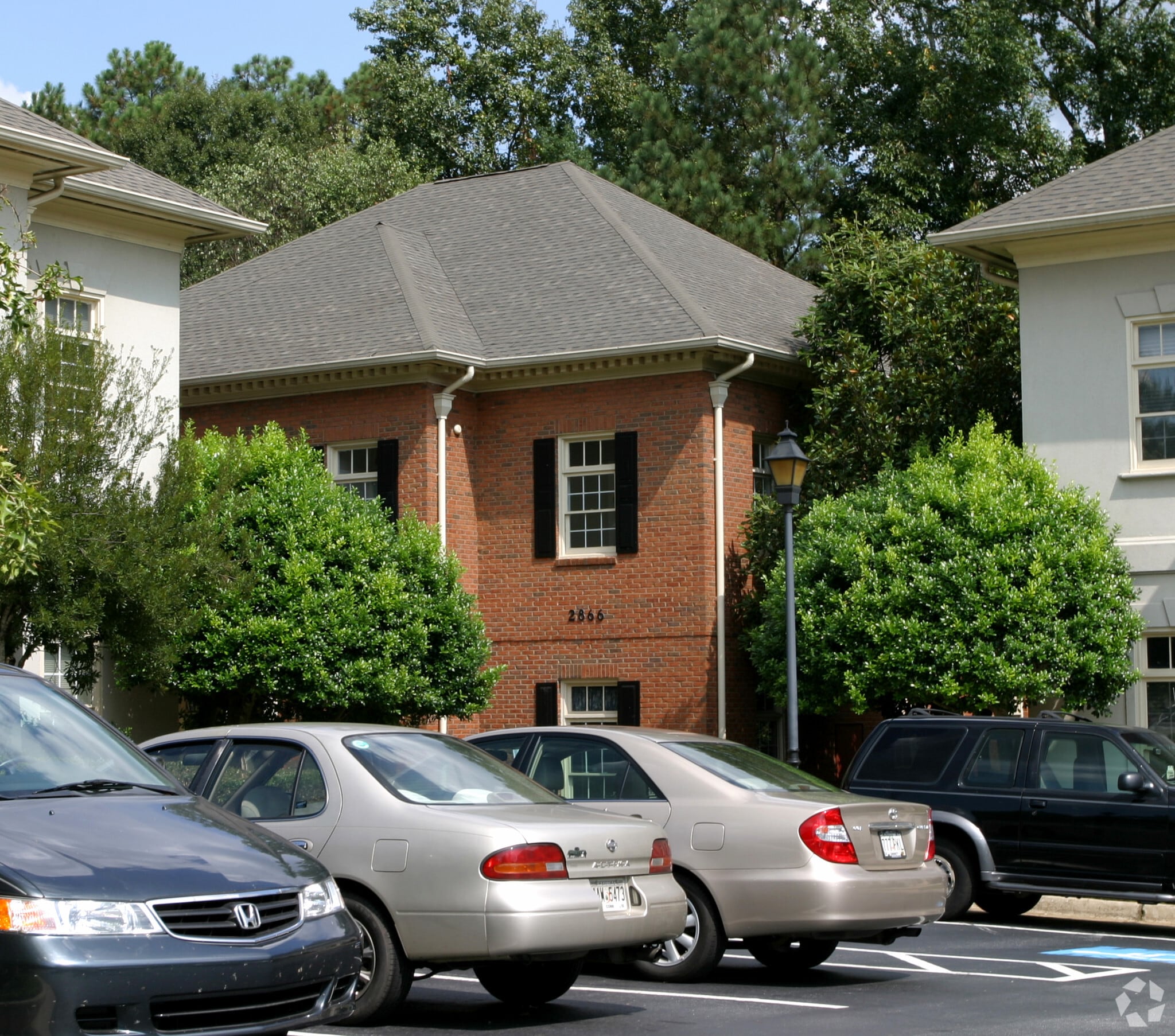 2866 Johnson Ferry Rd, Marietta, GA for lease Primary Photo- Image 1 of 6