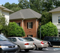 2866 Johnson Ferry Rd, Marietta GA - Services immobiliers commerciaux