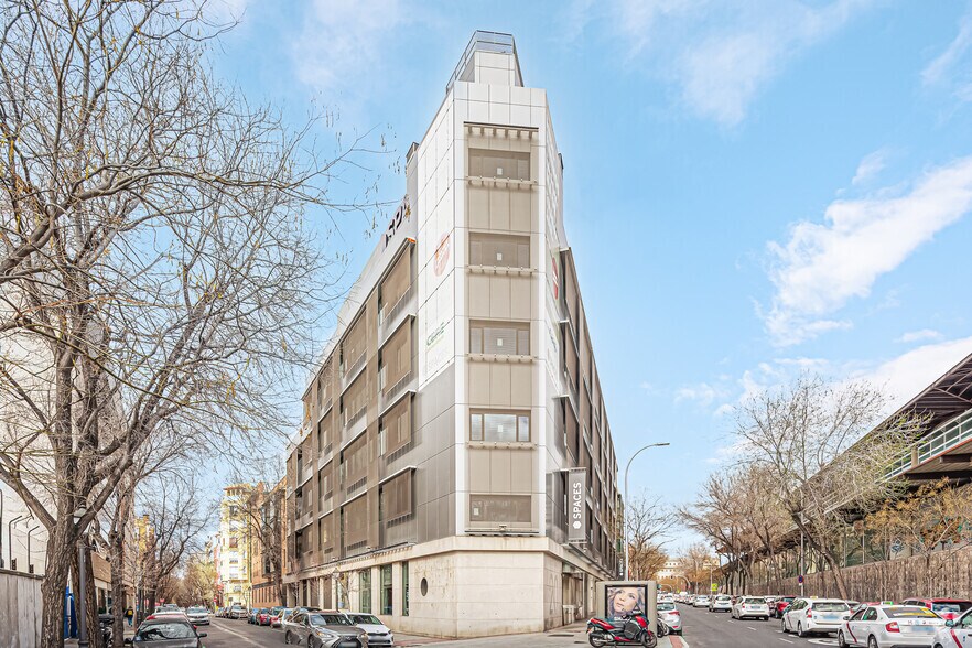 Calle de Méndez Álvaro, 20, Madrid, Madrid for lease - Interior Photo - Image 1 of 1