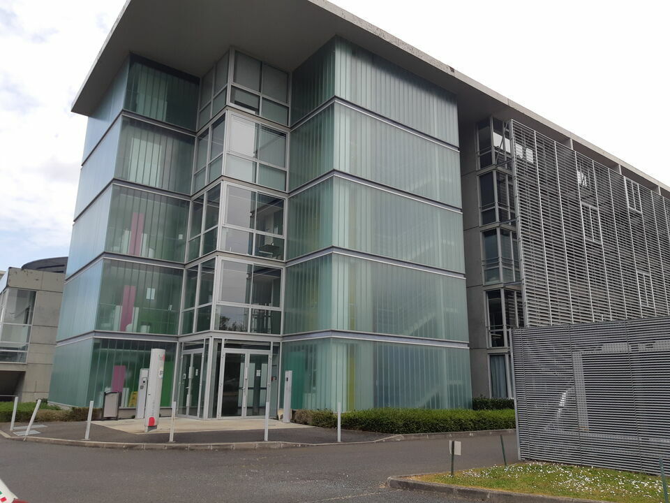19 Allée James Watt, Mérignac à louer Photo du bâtiment- Image 1 de 7
