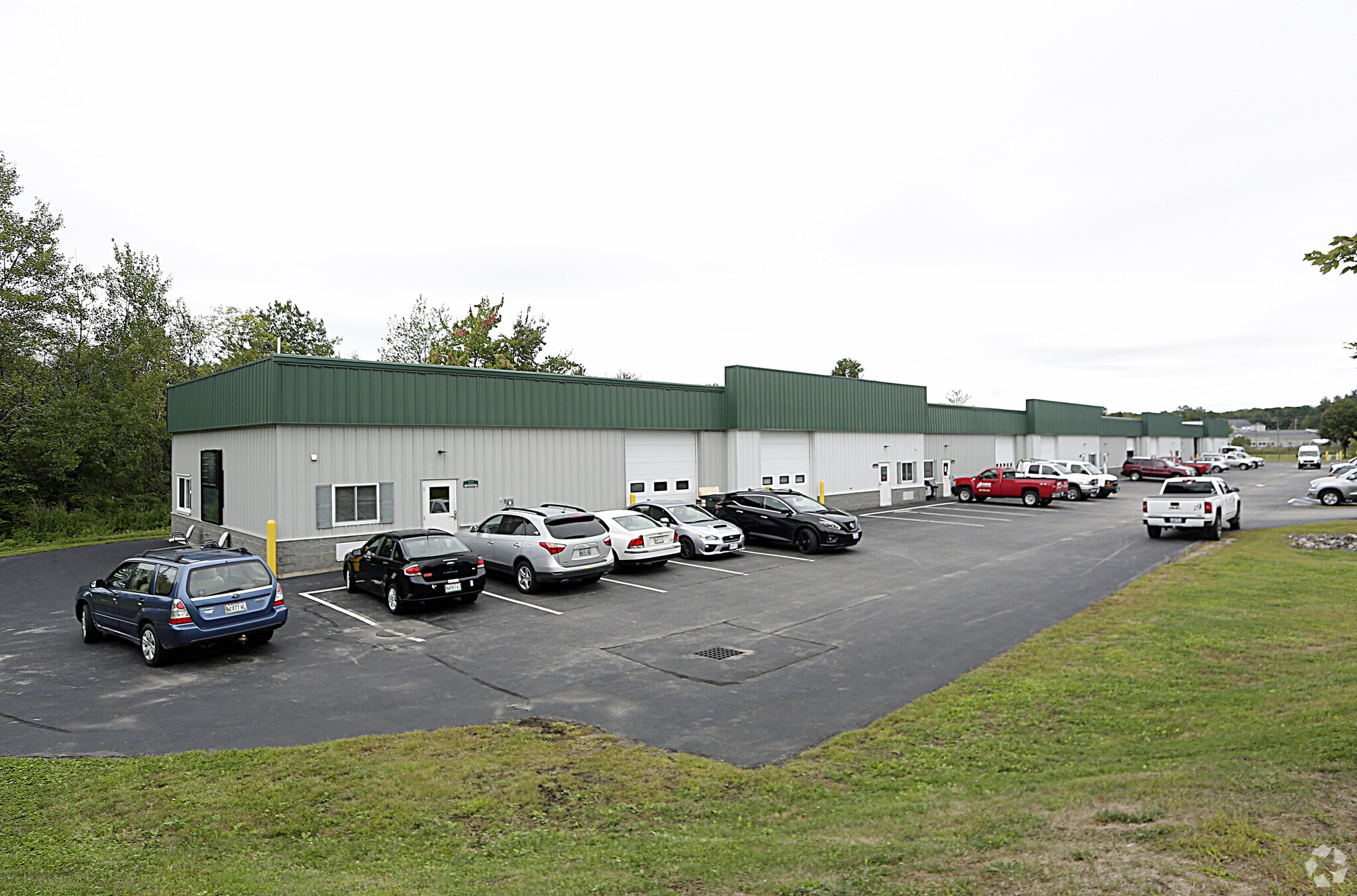 2 Lincoln Ave, Scarborough, ME for lease Primary Photo- Image 1 of 16