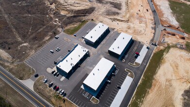 US 167 & Arch Street Pike, Hensley, AR - AERIAL  map view