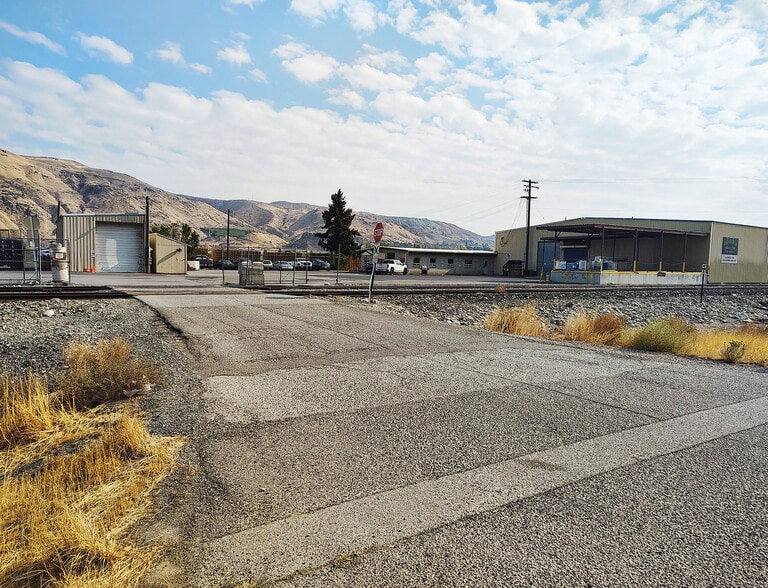 4151 US 97, Wenatchee, WA à vendre - Photo du bâtiment - Image 3 de 3