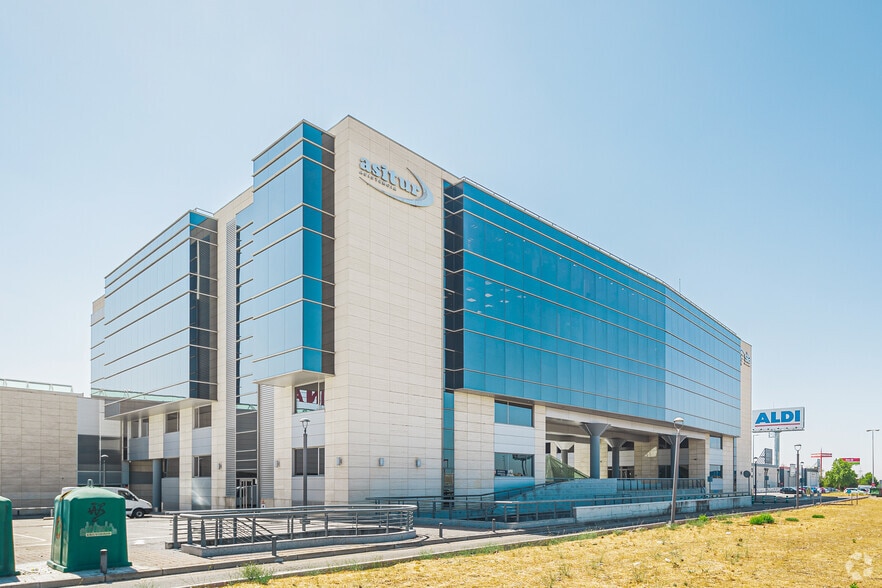 Avenida Europa, 2, Alcorcón, Madrid for lease - Primary Photo - Image 1 of 12