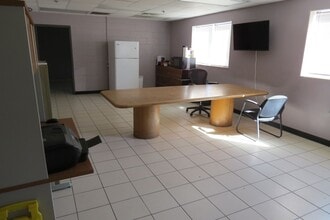 2575 Front St, Cottondale, FL for sale Interior Photo- Image 1 of 9